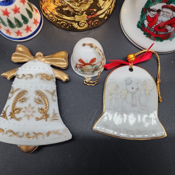 Vintage 9 Ceramic Hanging Bell Ornaments Gold White Deer Santa Precious Moments - Picture 3 of 8
